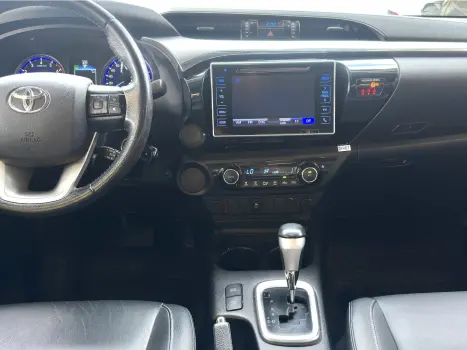 TOYOTA Hilux Caminhonete 2.7 16V 4P SRV FLEX CABINE DUPLA AUTOM�TICO, Foto 12