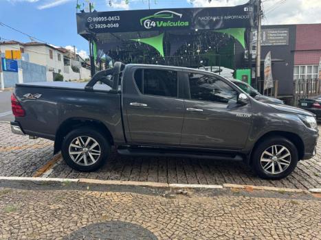 TOYOTA Hilux Caminhonete 2.8 16V SRV 4X4 DIESEL CABINE DUPLA AUTOM�TICO, Foto 1