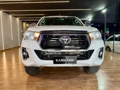 TOYOTA Hilux Caminhonete 2.8 16V SRV 4X4 DIESEL CABINE DUPLA AUTOM�TICO, Foto 2