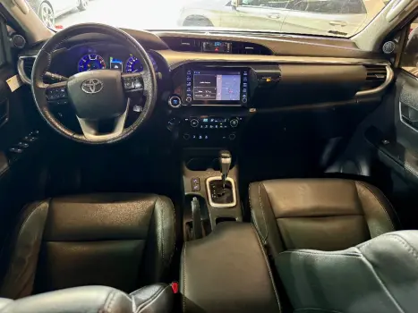 TOYOTA Hilux Caminhonete 2.8 16V SRV 4X4 DIESEL CABINE DUPLA AUTOM�TICO, Foto 5
