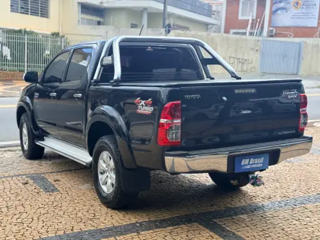 TOYOTA Hilux Caminhonete 3.0 4P 4X4 SRV TURBO DIESEL CABINE DUPLA AUTOM�TICO, Foto 6