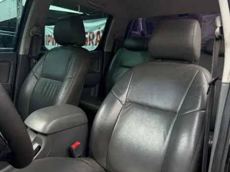 TOYOTA Hilux Caminhonete 3.0 4P 4X4 SRV TURBO DIESEL CABINE DUPLA AUTOM�TICO, Foto 13