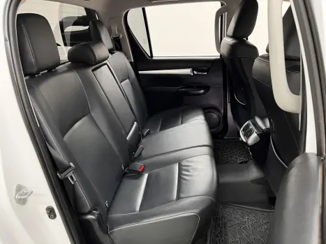 TOYOTA Hilux Caminhonete 2.8 16V SRV 4X4 DIESEL CABINE DUPLA AUTOM�TICO, Foto 8