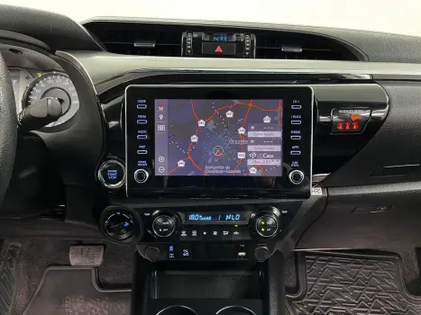 TOYOTA Hilux Caminhonete 2.8 16V SRV 4X4 DIESEL CABINE DUPLA AUTOM�TICO, Foto 19