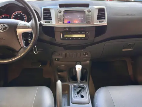 TOYOTA Hilux Caminhonete 3.0 16V 4P 4X4 SRV TURBO DIESEL, Foto 14