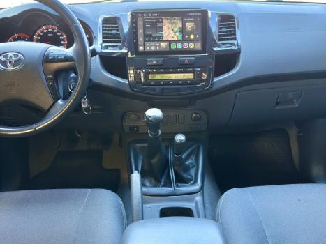TOYOTA Hilux Caminhonete 2.7 16V 4P SRV FLEX 4X4  CABINE DUPLA AUTOM�TICO, Foto 11
