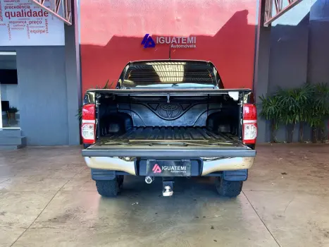 TOYOTA Hilux Caminhonete 2.7 16V 4P SRV FLEX 4X4  CABINE DUPLA AUTOM�TICO, Foto 23