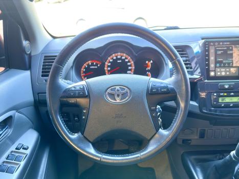 TOYOTA Hilux Caminhonete 3.0 16V 4P 4X4 SRV TURBO DIESEL, Foto 2