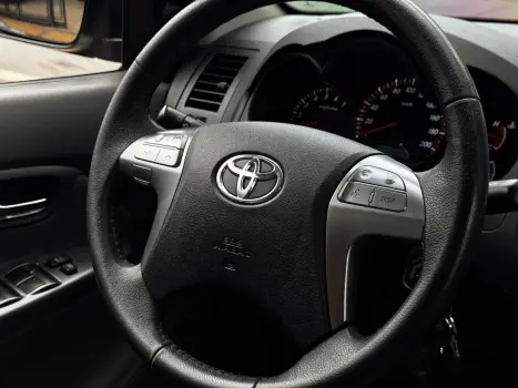 TOYOTA Hilux Caminhonete 2.7 16V 4P SRV FLEX 4X4  CABINE DUPLA AUTOM�TICO, Foto 9