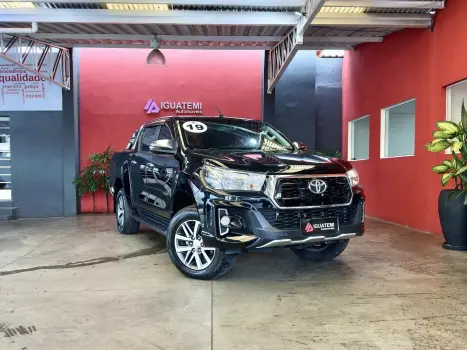 TOYOTA Hilux Caminhonete 2.7 16V 4P SRV FLEX 4X4  CABINE DUPLA AUTOM�TICO, Foto 1