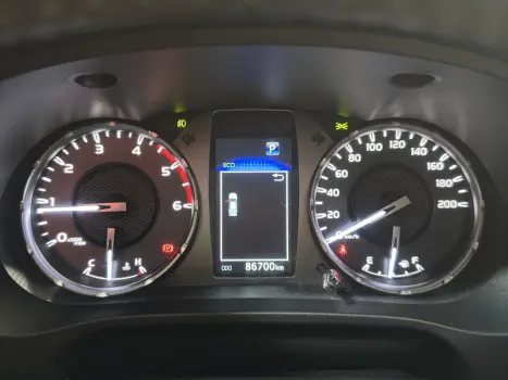 TOYOTA Hilux Caminhonete 2.8 16V SRX 4X4 TURBO DIESEL CABINE DUPLA AUTOM�TICO, Foto 14