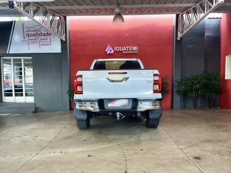TOYOTA Hilux Caminhonete 2.8 16V SRX 4X4 TURBO DIESEL CABINE DUPLA AUTOM�TICO, Foto 5
