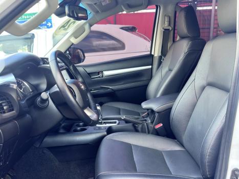 TOYOTA Hilux Caminhonete 2.8 16V SRX 4X4 TURBO DIESEL CABINE DUPLA AUTOM�TICO, Foto 11