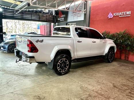 TOYOTA Hilux Caminhonete 2.8 16V SRV 4X4 DIESEL CABINE DUPLA AUTOM�TICO, Foto 4