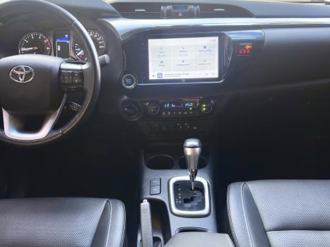 TOYOTA Hilux Caminhonete 2.8 16V SRV 4X4 DIESEL CABINE DUPLA AUTOM�TICO, Foto 18
