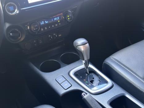 TOYOTA Hilux Caminhonete 2.8 16V SRV 4X4 DIESEL CABINE DUPLA AUTOM�TICO, Foto 19