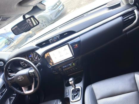 TOYOTA Hilux Caminhonete 2.8 16V SRV 4X4 DIESEL CABINE DUPLA AUTOM�TICO, Foto 22