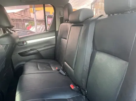 TOYOTA Hilux Caminhonete 2.8 16V 4P SRX DIESEL CABINE DUPLA, Foto 11