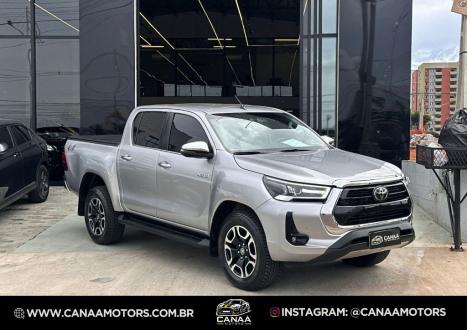 TOYOTA Hilux Caminhonete 2.8 16V SRX 4X4 TURBO DIESEL CABINE DUPLA AUTOM�TICO, Foto 3