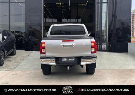 TOYOTA Hilux Caminhonete 2.8 16V SRX 4X4 TURBO DIESEL CABINE DUPLA AUTOM�TICO, Foto 5