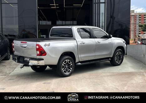 TOYOTA Hilux Caminhonete 2.8 16V SRX 4X4 TURBO DIESEL CABINE DUPLA AUTOM�TICO, Foto 6