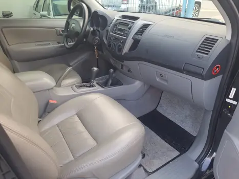 TOYOTA Hilux Caminhonete 3.0 16V 4P 4X4 SRV TURBO DIESEL CABINE DUPLA AUTOM�TICO, Foto 8