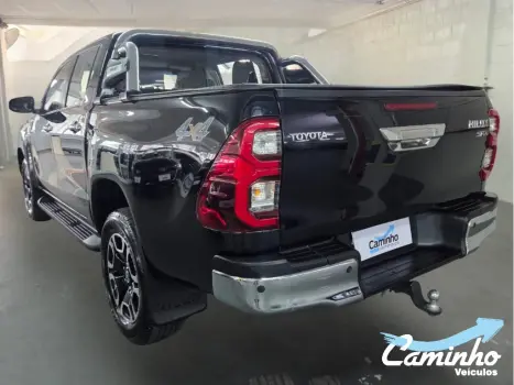 TOYOTA Hilux Caminhonete 2.8 16V SRX 4X4 DIESEL CABINE DUPLA AUTOM�TICO, Foto 6
