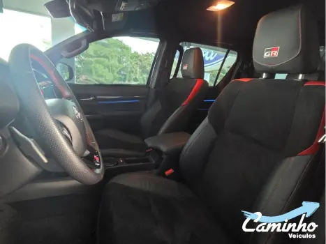 TOYOTA Hilux Caminhonete 2.8 16V GR SPORT 4X4 TURBO DIESEL CABINE DUPLA AUTOM�TICO, Foto 10