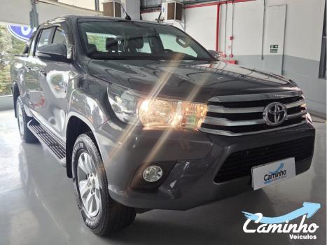TOYOTA Hilux Caminhonete 2.7 16V 4P SRV FLEX 4X4  CABINE DUPLA AUTOM�TICO, Foto 3