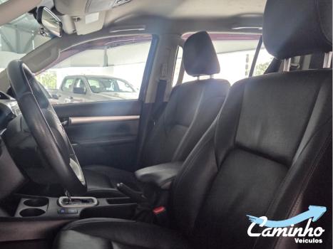 TOYOTA Hilux Caminhonete 2.7 16V 4P SRV FLEX 4X4  CABINE DUPLA AUTOM�TICO, Foto 9