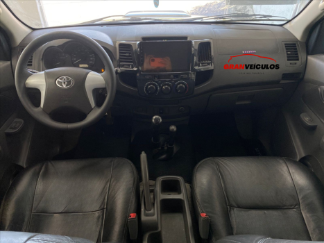 TOYOTA Hilux Caminhonete 3.0 4P 4X4 DIESEL CABINE DUPLA, Foto 7