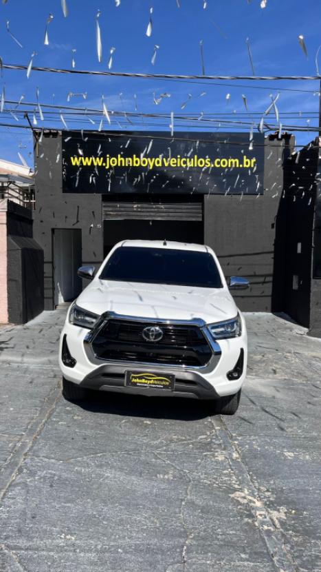 TOYOTA Hilux Caminhonete 2.8 16V SRX 4X4 DIESEL CABINE DUPLA AUTOM�TICO, Foto 2
