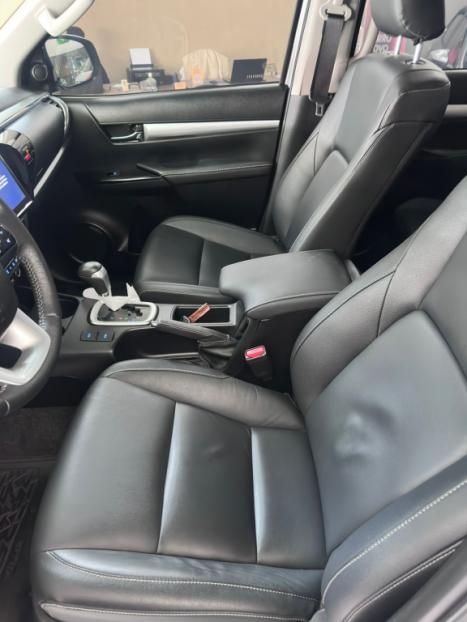 TOYOTA Hilux Caminhonete 3.0 4P SRV DIESEL CABINE DUPLA, Foto 8