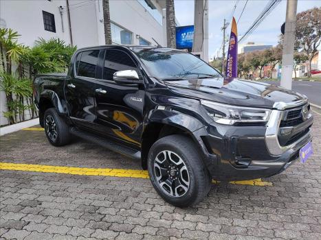 TOYOTA Hilux Caminhonete 2.8 16V SRX PLUS 4X4 TURBO DIESEL CABINE DUPLA AUTOM�TICO, Foto 3