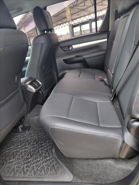 TOYOTA Hilux Caminhonete 2.8 16V SRX PLUS 4X4 TURBO DIESEL CABINE DUPLA AUTOM�TICO, Foto 9