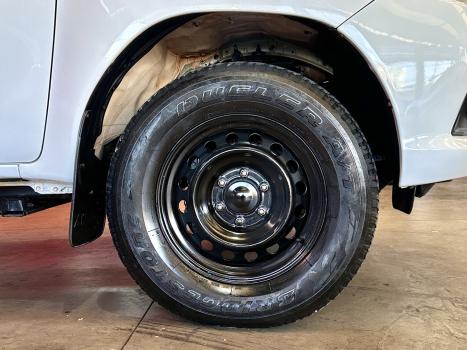 TOYOTA Hilux Caminhonete 2.8 16V 4P POWER PACK TURBO DIESEL 4X4 CABINE DUPLA, Foto 6