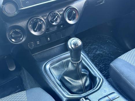 TOYOTA Hilux Caminhonete 2.8 16V 4P POWER PACK TURBO DIESEL 4X4 CABINE DUPLA, Foto 12