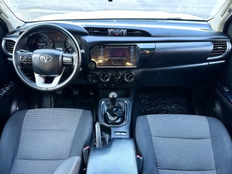TOYOTA Hilux Caminhonete 2.8 16V 4P POWER PACK TURBO DIESEL 4X4 CABINE DUPLA, Foto 14