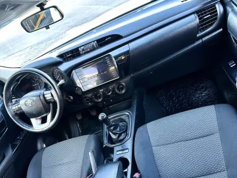 TOYOTA Hilux Caminhonete 2.8 16V 4P POWER PACK TURBO DIESEL 4X4 CABINE DUPLA, Foto 15