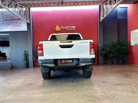 TOYOTA Hilux Caminhonete 2.8 16V 4P POWER PACK TURBO DIESEL 4X4 CABINE DUPLA, Foto 18