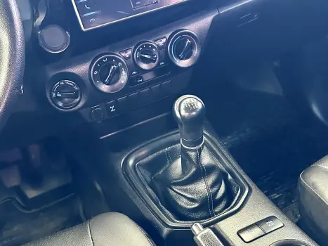TOYOTA Hilux Caminhonete , Foto 12