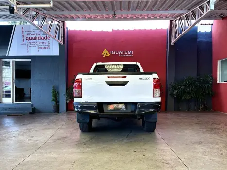 TOYOTA Hilux Caminhonete , Foto 16