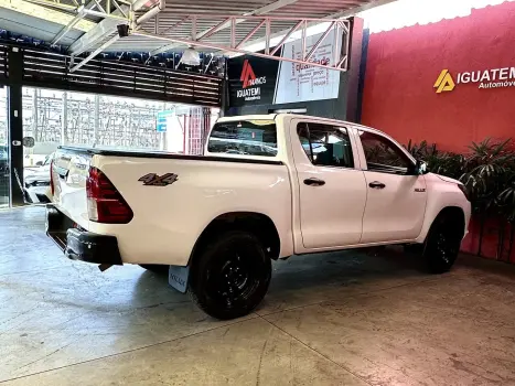 TOYOTA Hilux Caminhonete , Foto 18