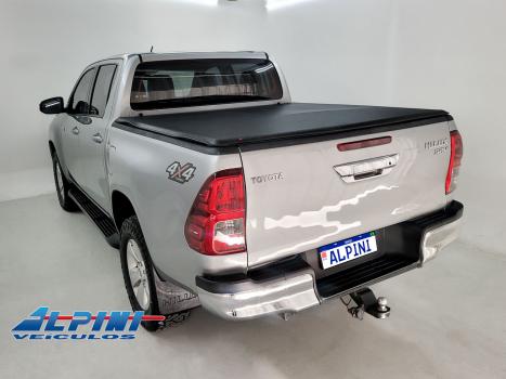 TOYOTA Hilux Caminhonete 2.8 16V SRV 4X4 DIESEL CABINE DUPLA AUTOM�TICO, Foto 4
