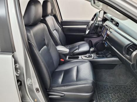 TOYOTA Hilux Caminhonete 2.8 16V SRV 4X4 DIESEL CABINE DUPLA AUTOM�TICO, Foto 6