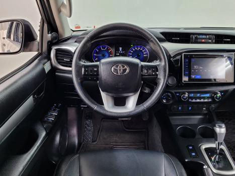 TOYOTA Hilux Caminhonete 2.8 16V SRV 4X4 DIESEL CABINE DUPLA AUTOM�TICO, Foto 14