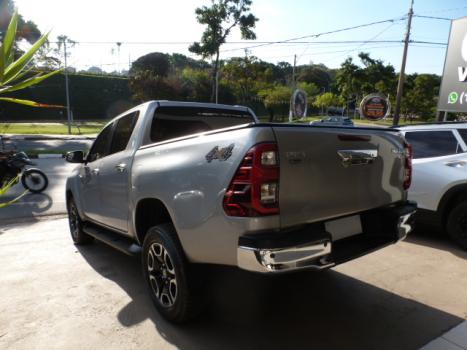 TOYOTA Hilux Caminhonete 2.8 16V SRV 4X4 DIESEL CABINE DUPLA AUTOM�TICO, Foto 4
