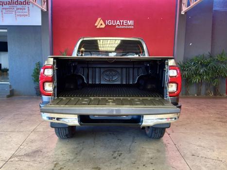 TOYOTA Hilux Caminhonete 2.8 16V SRX 4X4 DIESEL CABINE DUPLA AUTOM�TICO, Foto 17