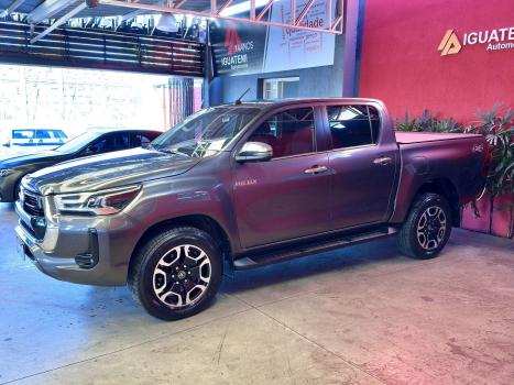 TOYOTA Hilux Caminhonete 2.8 16V SRX 4X4 DIESEL CABINE DUPLA AUTOM�TICO, Foto 4