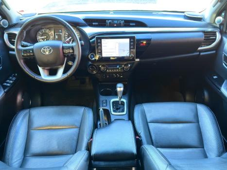 TOYOTA Hilux Caminhonete 2.8 16V SRX 4X4 DIESEL CABINE DUPLA AUTOM�TICO, Foto 12